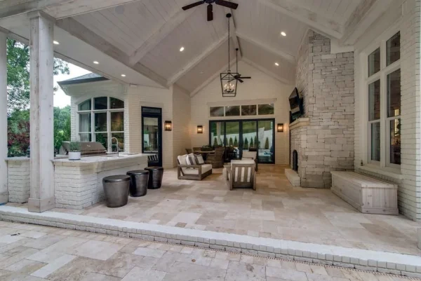 Ivory rustica travertine pavers patios tiles