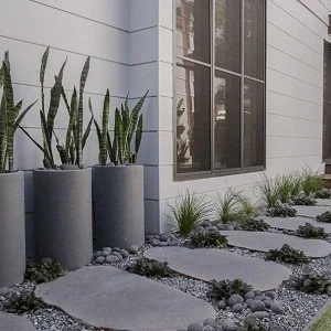 Bluestone stepping stones tiles and pavers blue tiles black tiles blue pavers and dark stepper