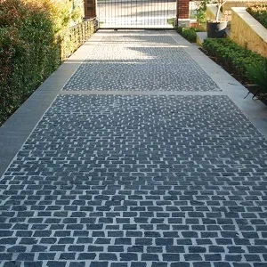 Midnight black natural split cobblestones